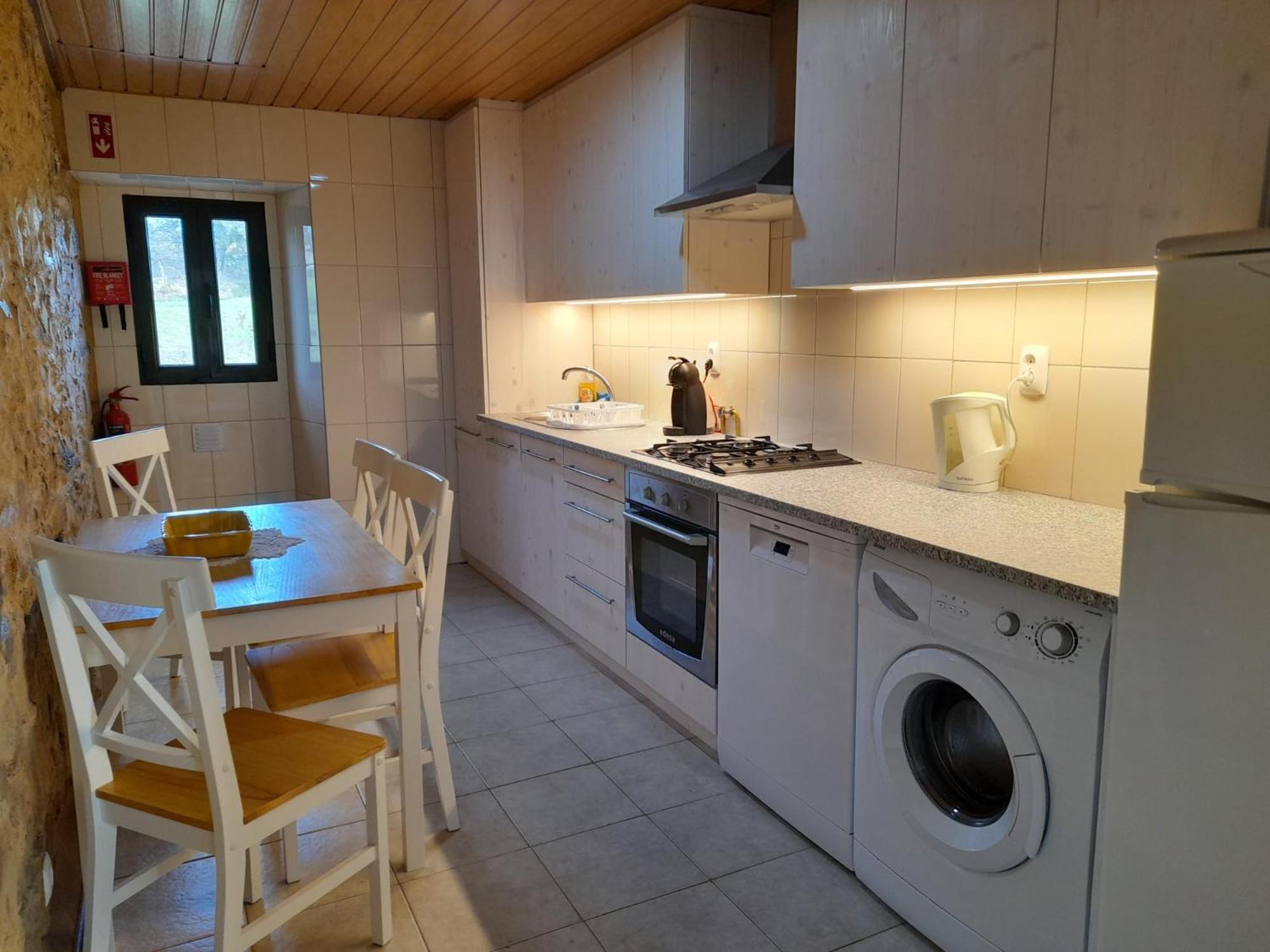 Harmonia Apartman Ouzenda Kültér fotó